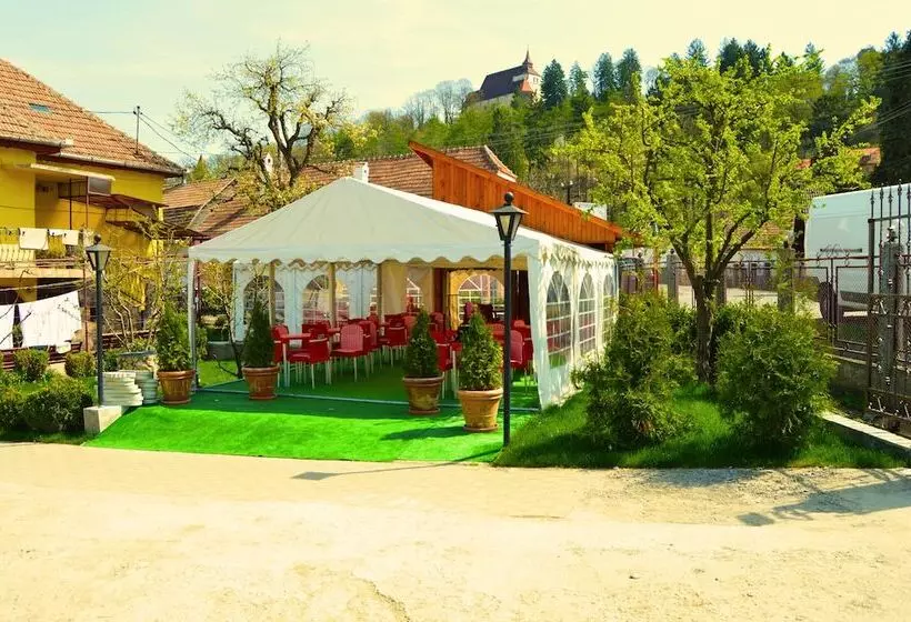 Majatalo Venesis House