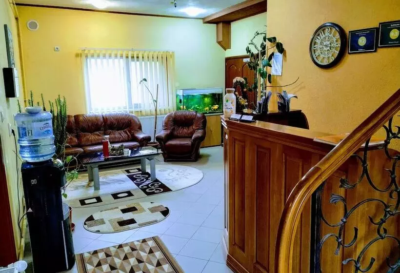 Majatalo Venesis House