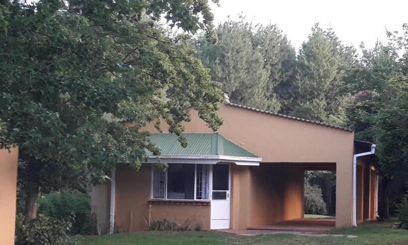 בית מלון כפרי Sanfern Downs Cottage