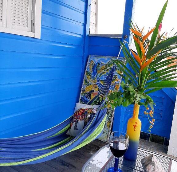 پانسیون Onelovecottagetobago Upstairs Apartment