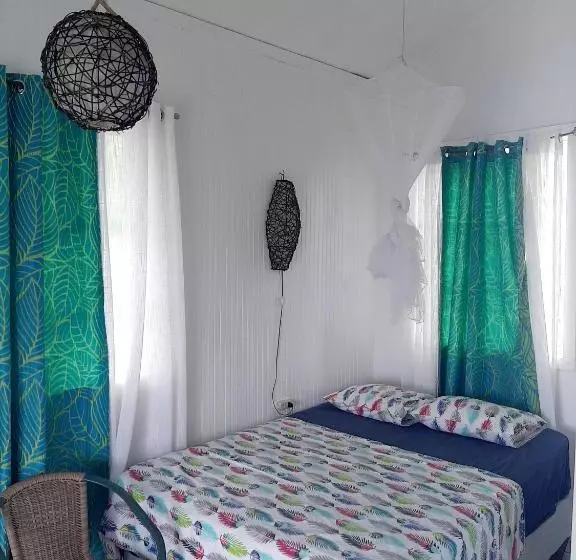 پانسیون Onelovecottagetobago Upstairs Apartment