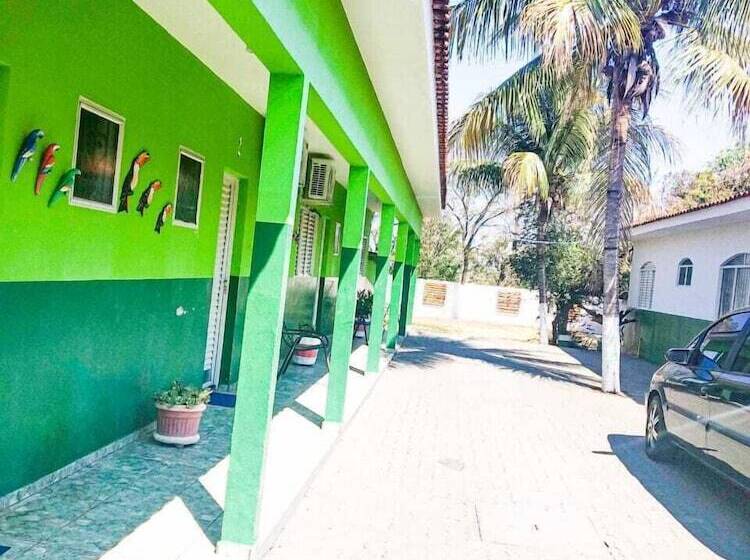 ペンション Pousada Rio Paraná