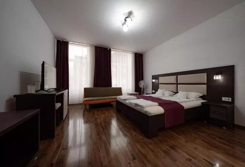 Pensiune Quantum House