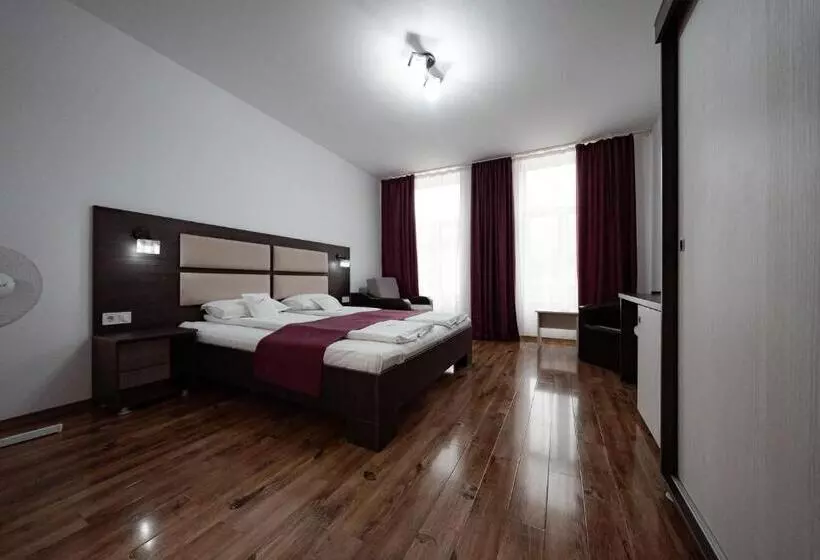 Pensiune Quantum House