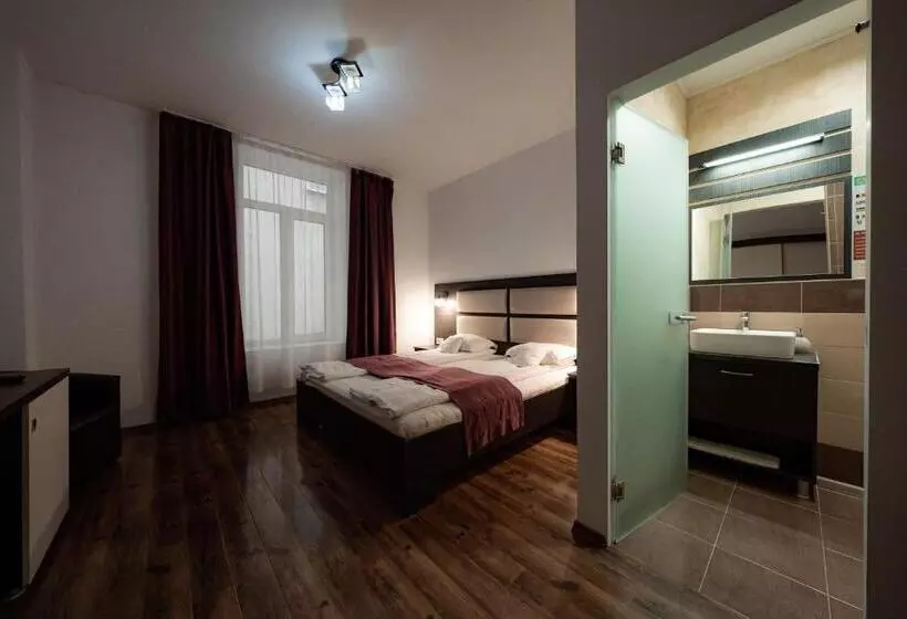 Pensiune Quantum House