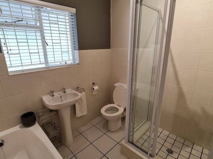 膳宿费 The Bungalow By Raw Africa Collection