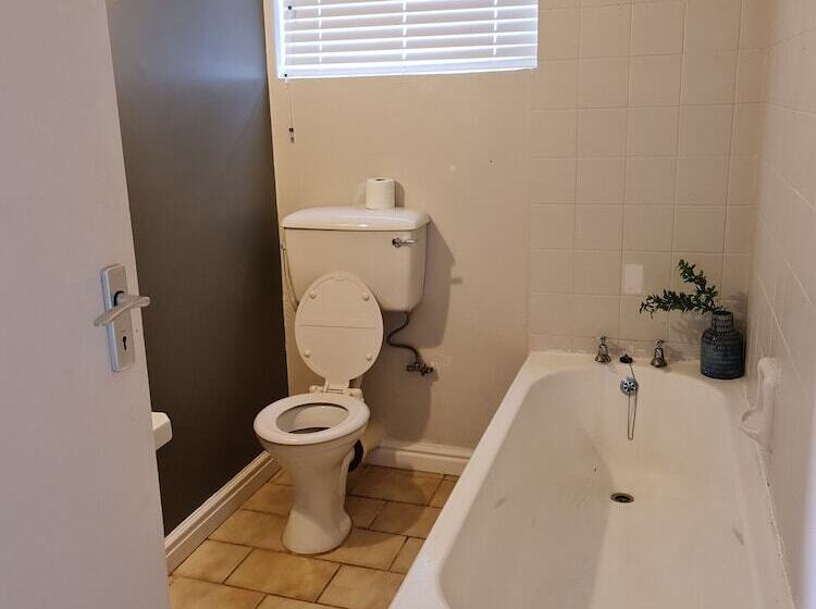 膳宿费 The Bungalow By Raw Africa Collection