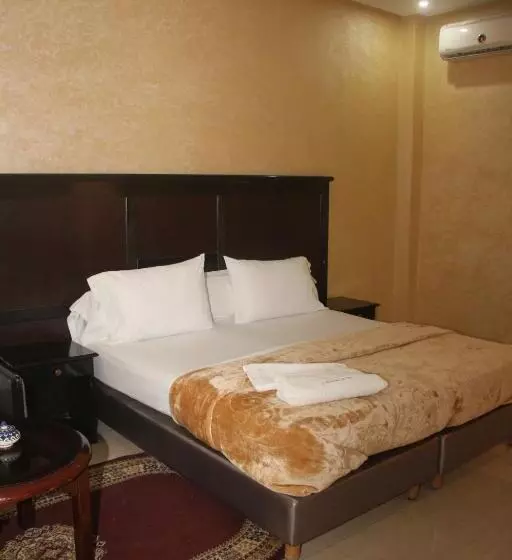 هتل Hôtel Sable D'or