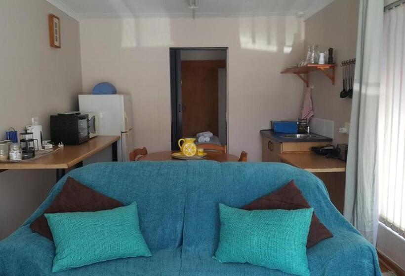 פנסיון Copperpot Guesthouse