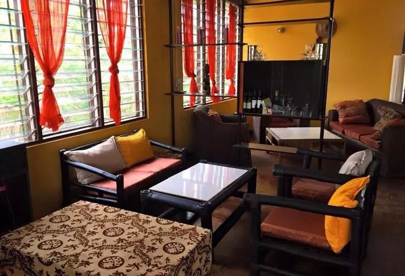 ペンション Kokodo Guest House