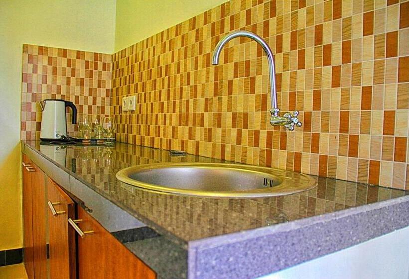 פנסיון Ryanbagus Guest House