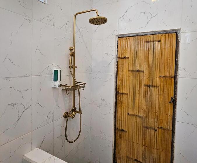 膳宿费 Tipsea Turtle Rooftop Hostel Gili Trawangan