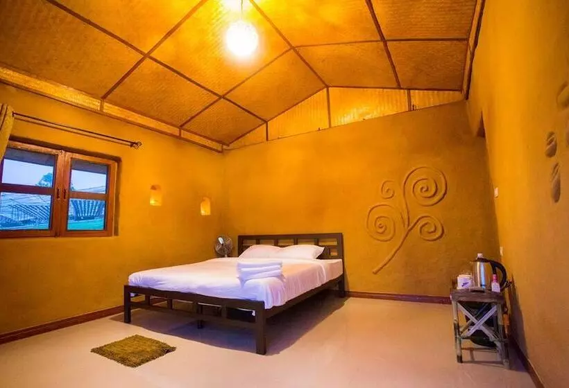 پانسیون Uncle Tom S Cabin At Khaokho