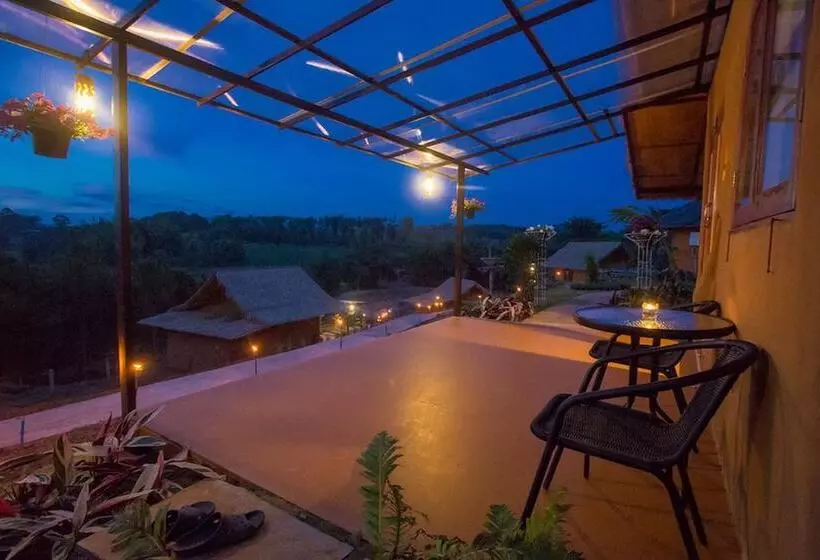 پانسیون Uncle Tom S Cabin At Khaokho