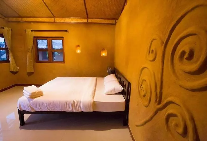 پانسیون Uncle Tom S Cabin At Khaokho