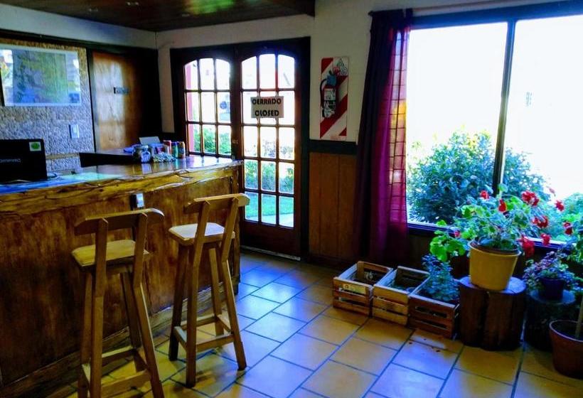 Constantino Hostel By Lo De Guille