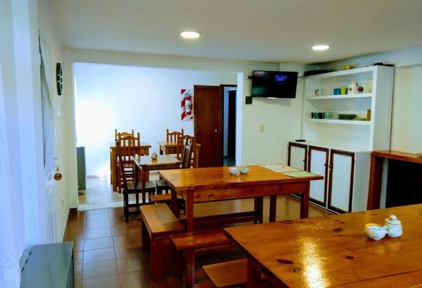 Constantino Hostel By Lo De Guille