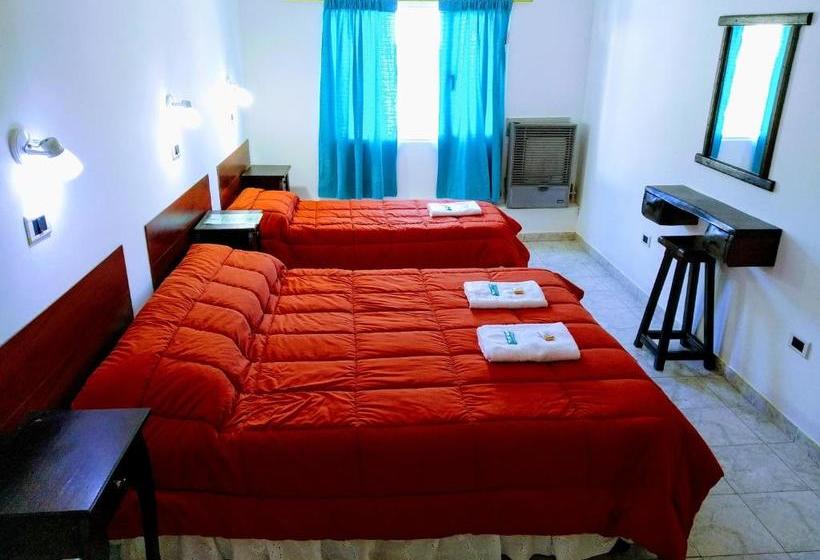 Constantino Hostel By Lo De Guille