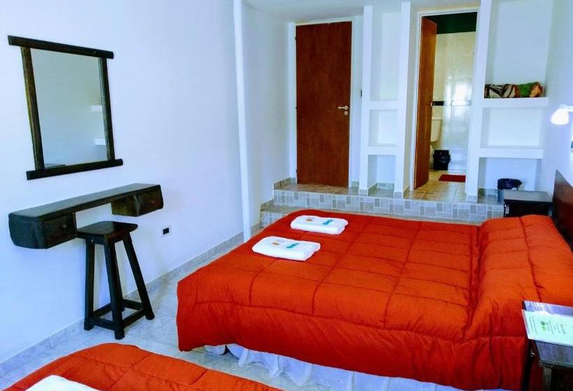 Constantino Hostel By Lo De Guille