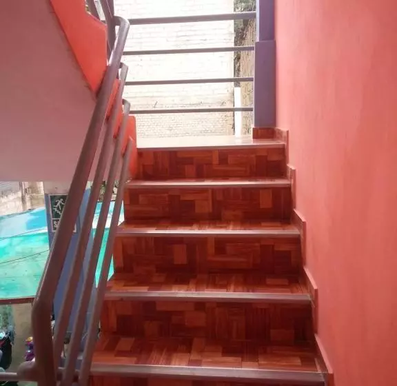 پانسیون Hostal Arcangel