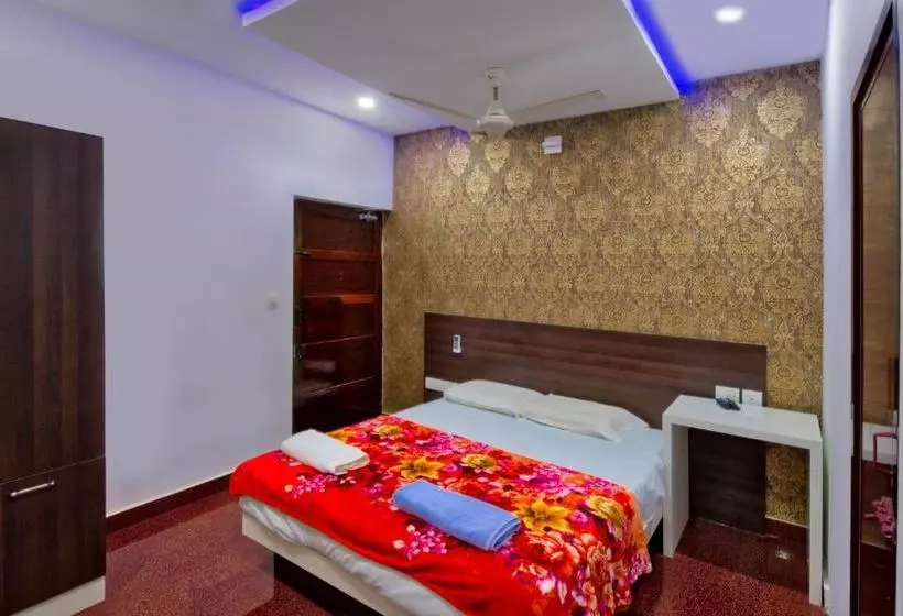 پانسیون Rams Guest House Near Sree Chithra And Rcc