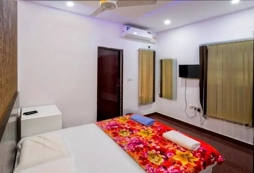 پانسیون Rams Guest House Near Sree Chithra And Rcc