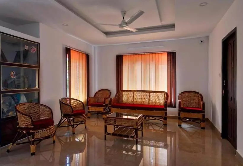 پانسیون Rams Guest House Near Sree Chithra And Rcc