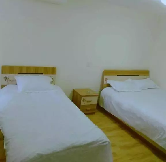 Majatalo Xinming Fashion