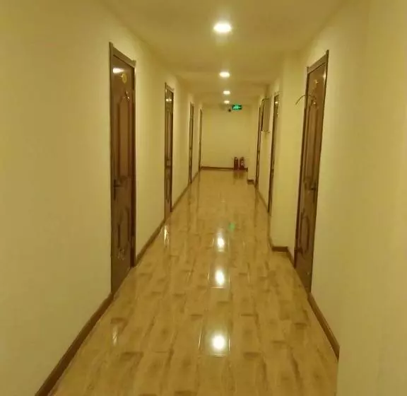 Majatalo Xinming Fashion