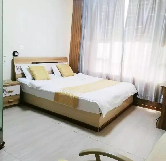 Majatalo Xinming Fashion