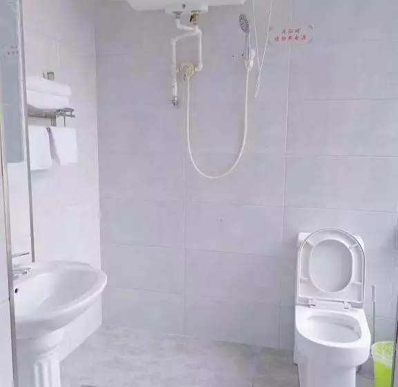 Majatalo Xinming Fashion