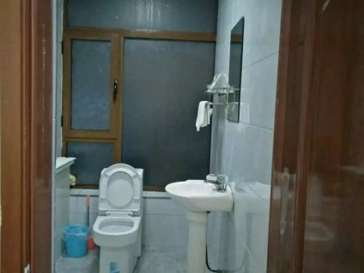 Majatalo Xinming Fashion