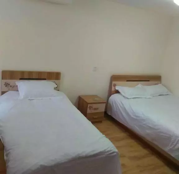 Majatalo Xinming Fashion