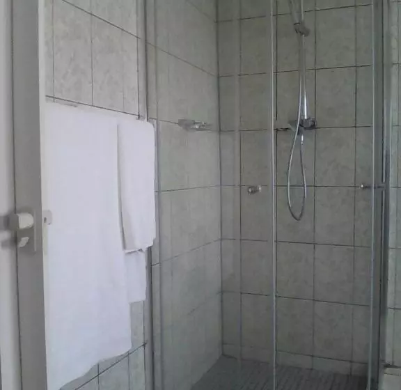 ペンション Aliwal Villa Guest Lodge
