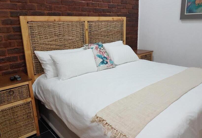 ペンション Aliwal Villa Guest Lodge