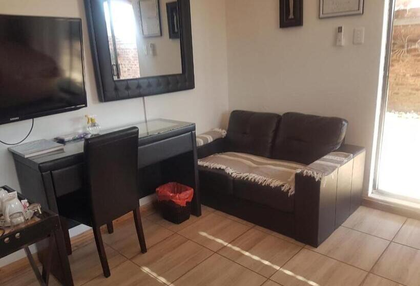 ペンション Aliwal Villa Guest Lodge