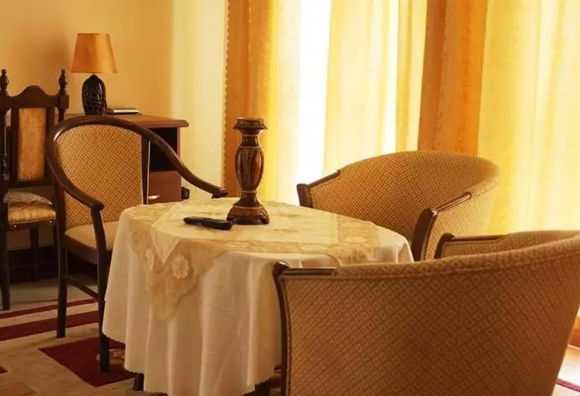 Majatalo Penzion Vegas