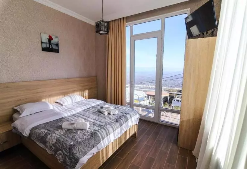 پانسیون Guest House Alazani Valley