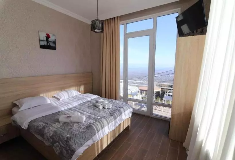 پانسیون Guest House Alazani Valley