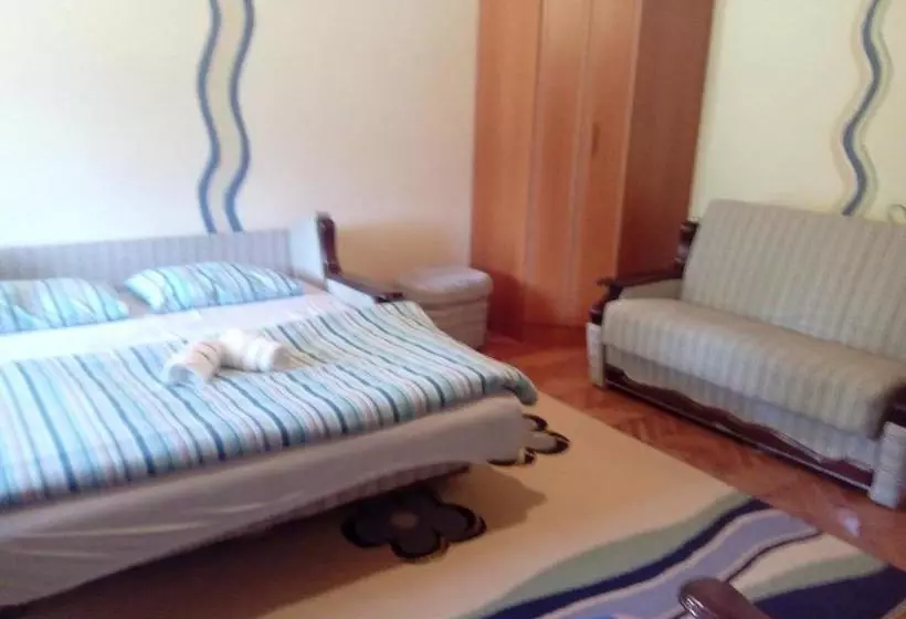 پانسیون Guesthouse Andrea A