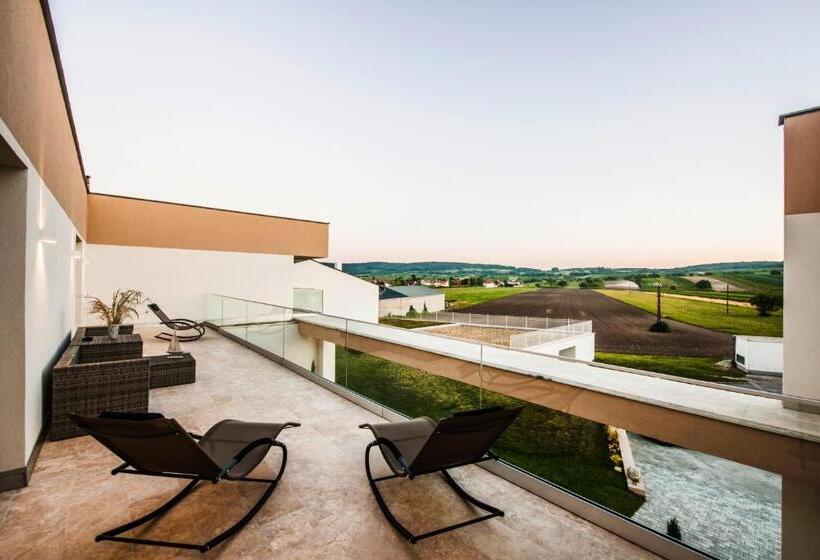 膳宿费 Gut Leithaberg