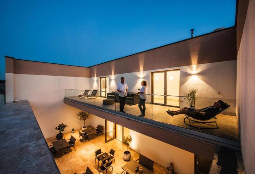 膳宿费 Gut Leithaberg