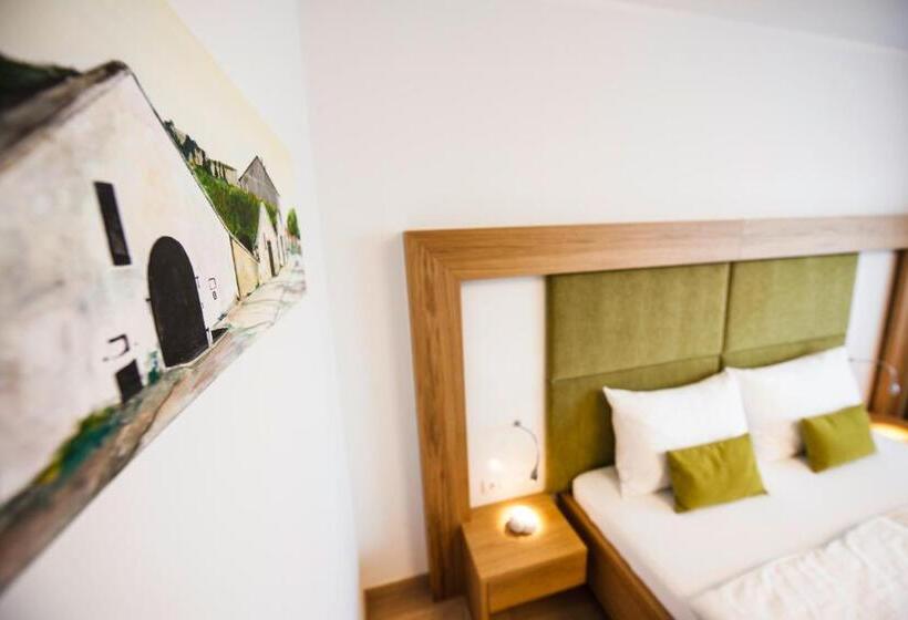 膳宿费 Gut Leithaberg