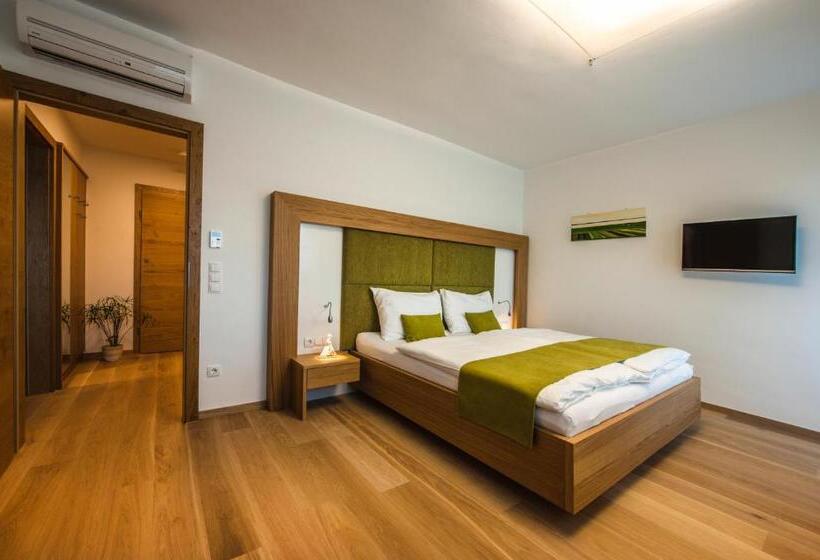 膳宿费 Gut Leithaberg