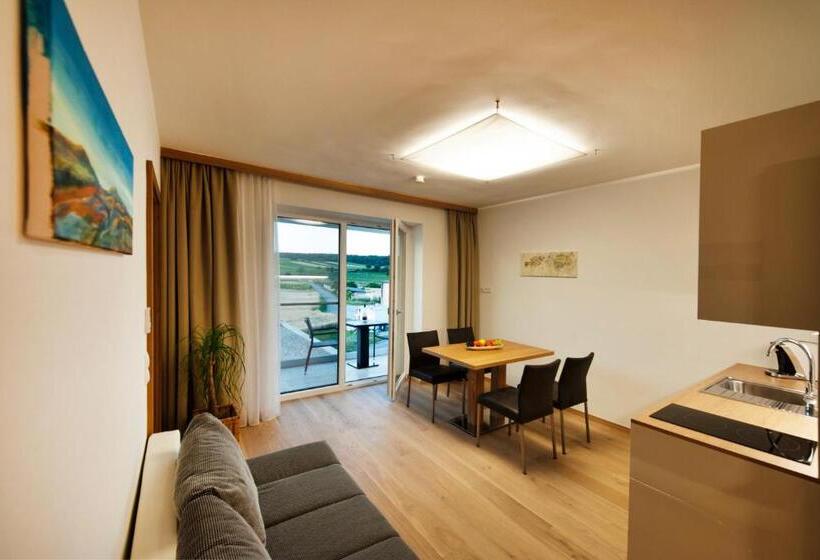 膳宿费 Gut Leithaberg