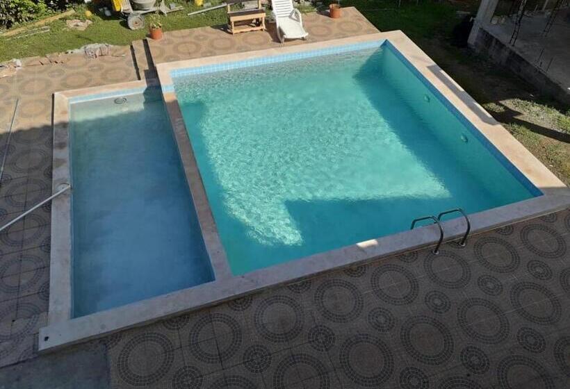 Pension Oceans Hostal