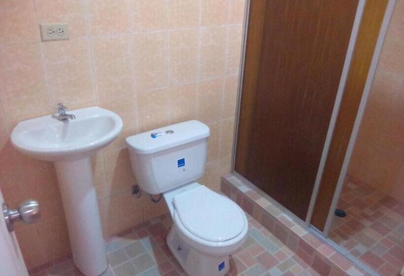 Pension Oceans Hostal