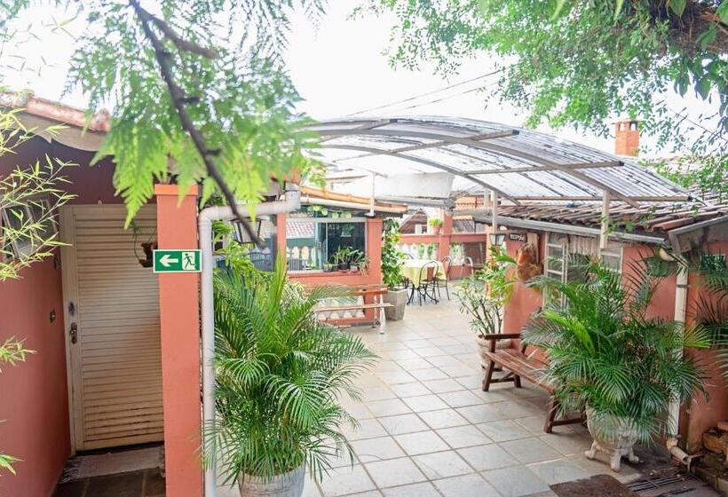 פנסיון Piccola Pousada