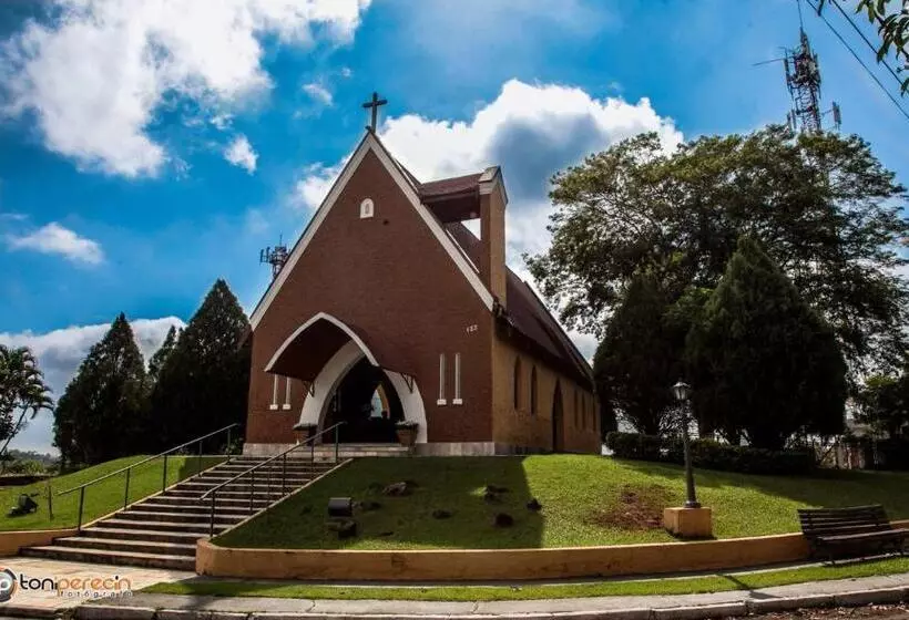 ペンション Piccola Pousada