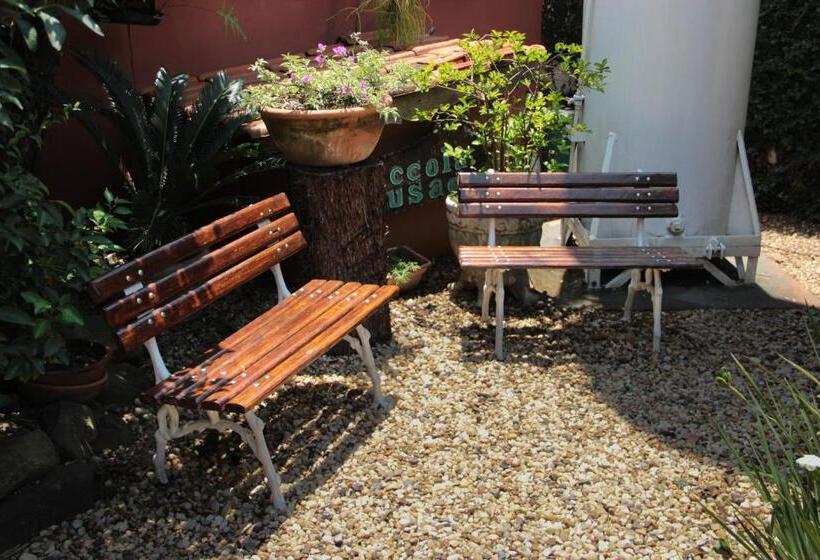 פנסיון Piccola Pousada